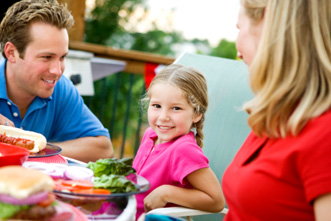 article_images/3_20_Youth_Fields__4_Principles_for_Raising_Your_Kids_While_in_Ministry__990306924.jpg