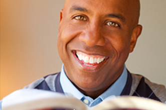 article_images/4_30_Home_7_Ways_to_Support_Your_Pastor_On_Sundays_182360500.jpg