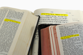article_images/bible_study_versions_396799287.jpg