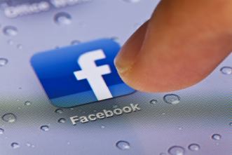 article_images/how_to_use_facebook_in_youth_ministry_579394982.jpg