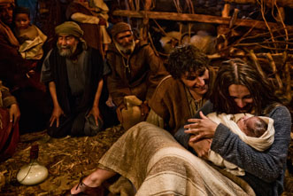 article_images/nativity_small_940067971.jpg