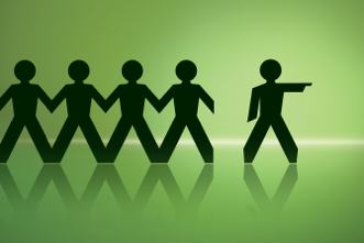 leading_group_members_to_change_529327819.jpg